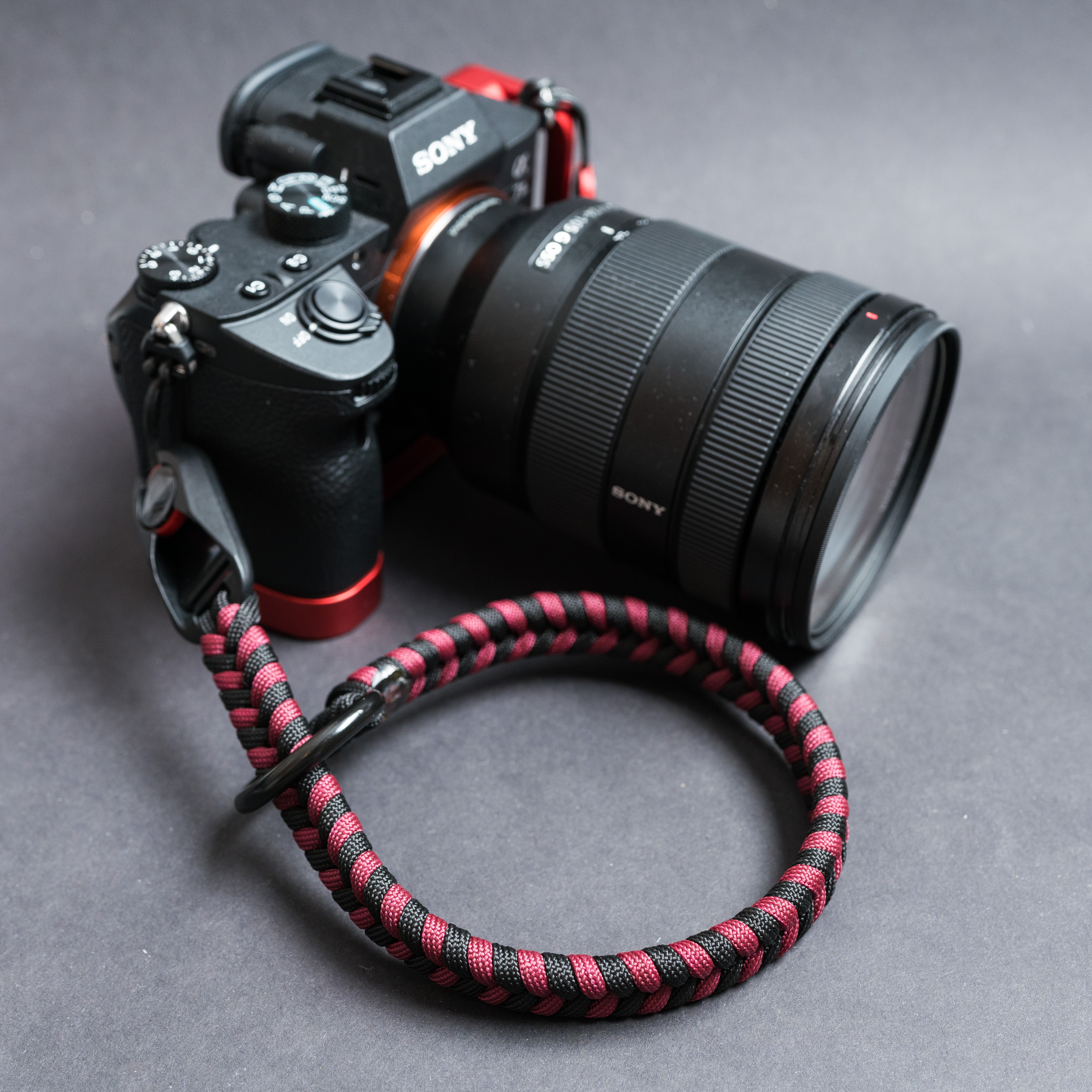 Welp Double Color – Paracord Camera Wrist Strap with Peak Design Links SZ-33